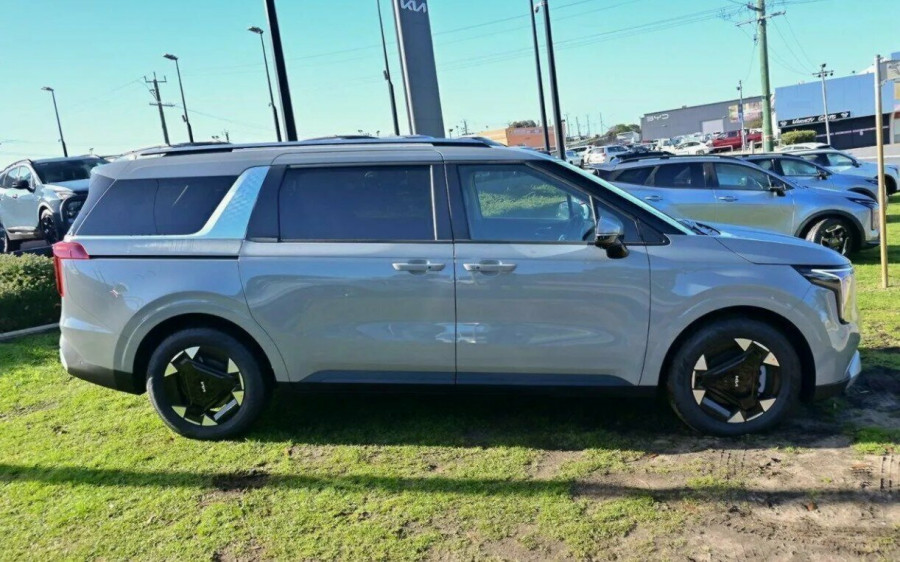 2026 MY27 Kia Carnival KA4 PE Sport+ HEV People Mover Image 4