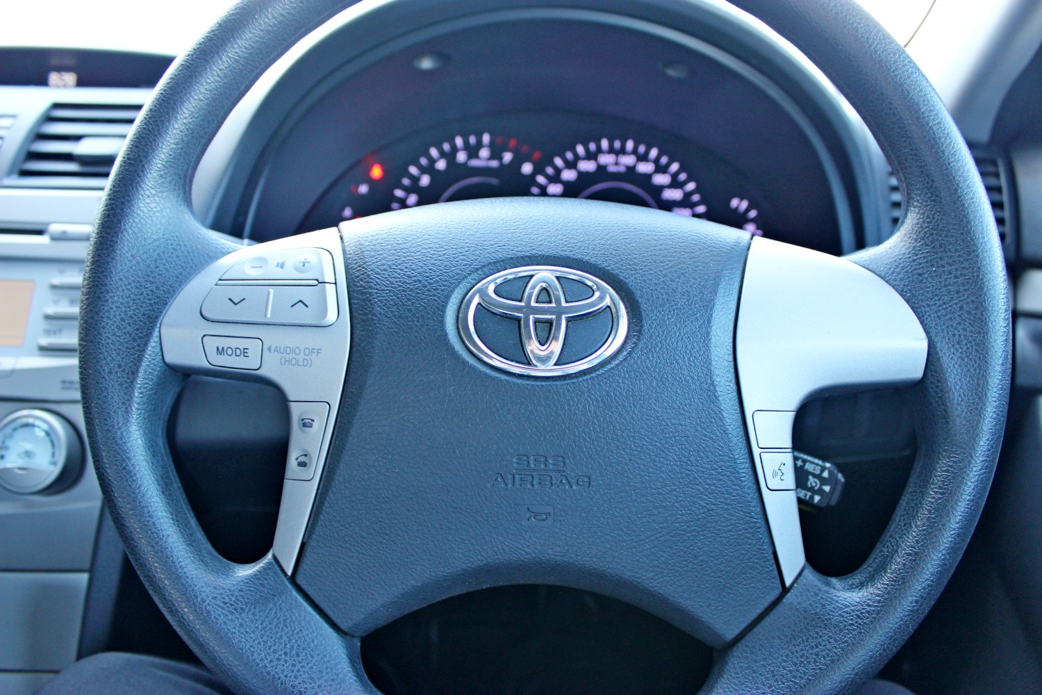 2011 MY10 Toyota Aurion GSV40R  AT-X Sedan Image 16