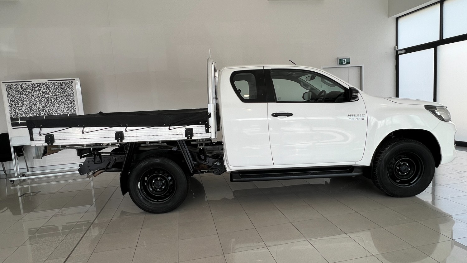 2019 MY21 Toyota HiLux GUN126R SR 4x4 Extra-Cab Cab-Chassis Cab Chassis Image 8