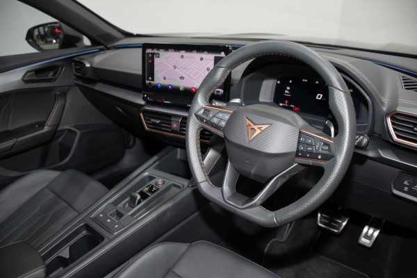 2025 Cupra Formentor VZe SUV image 14