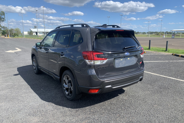 2025 Subaru Forester FWSTIA 2.5i SUV Image 5