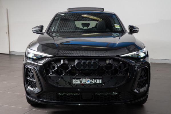 2026 Audi Q5 e-hybrid 270kW SUV image 4