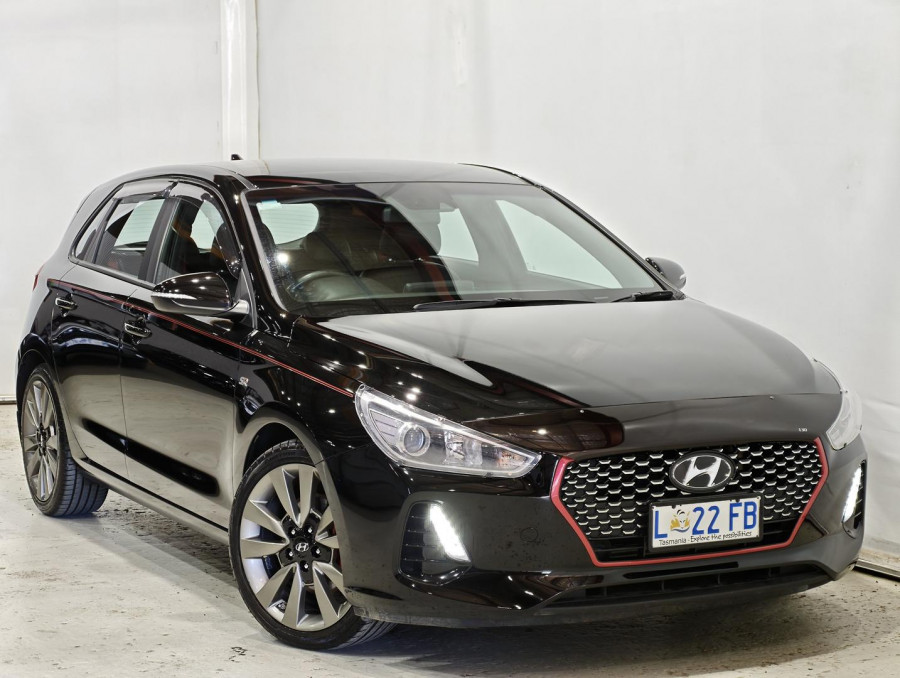 2018 Hyundai i30 PD SR Hatch Image 1
