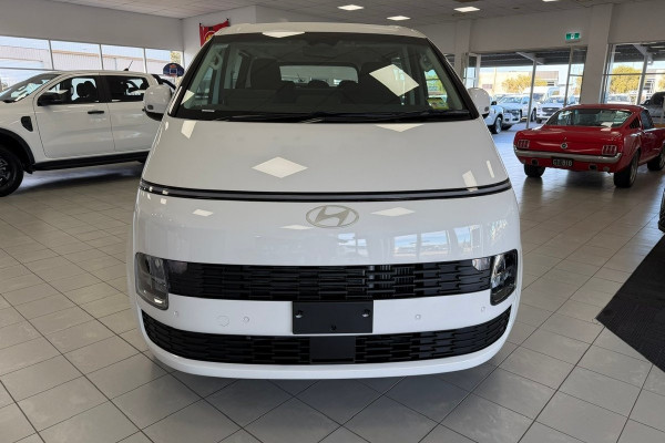 2026 MY27 Hyundai Staria US4.V4  People Mover Image 2