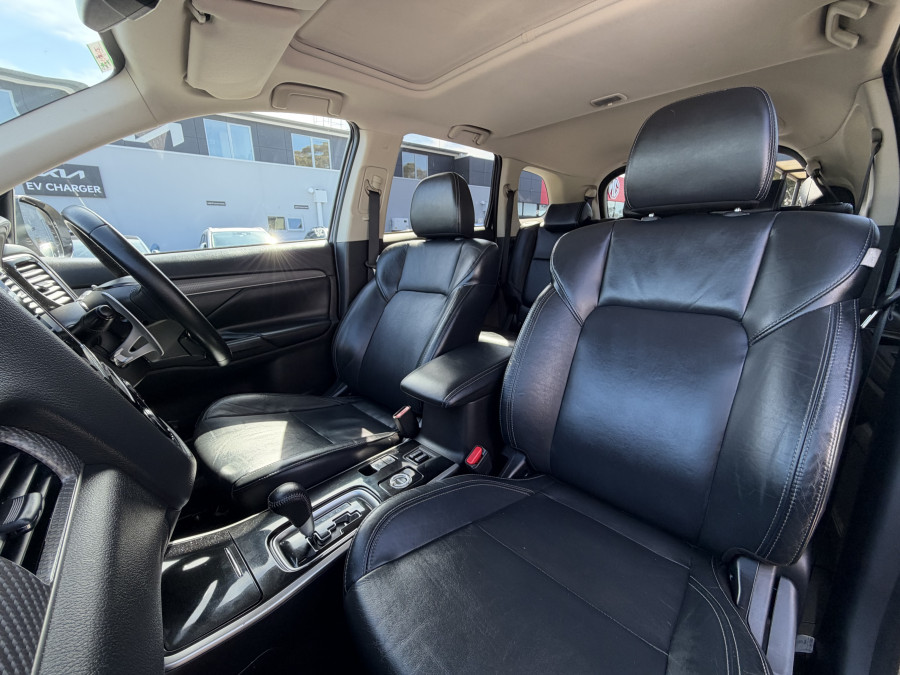 2018 MY18.5 Mitsubishi Outlander ZL Exceed SUV Image 16