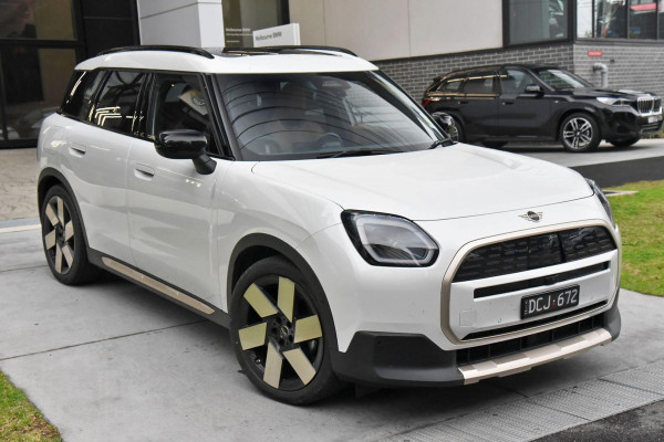 2024 MINI Countryman U25 E Favoured SUV