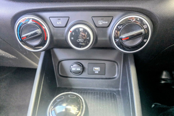 2020 MY21 Hyundai Venue QX.V3 Active SUV Image 21