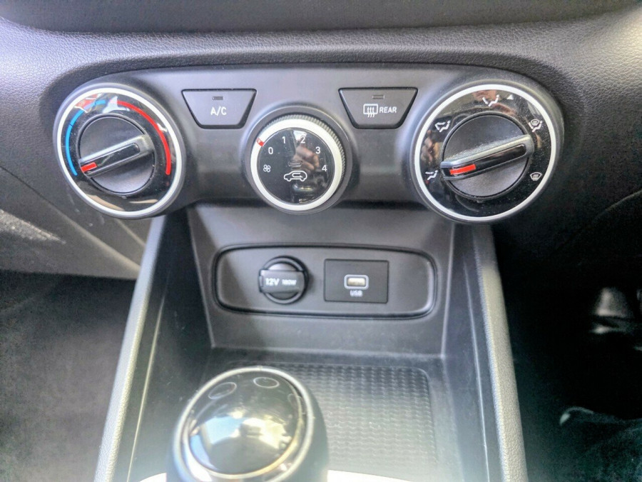 2020 MY21 Hyundai Venue QX.V3 Active SUV Image 21