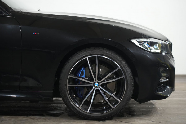 2022 BMW 3 Series 30i M Sport Touring SUV image 5
