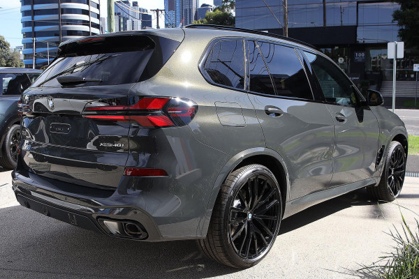 2026 BMW X5 G05 LCI xDrive40i M Sport SUV image 8