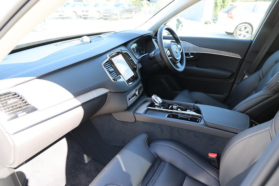 2024 MY25 Volvo XC90 L Series Ultra B6 Bright SUV Image 27