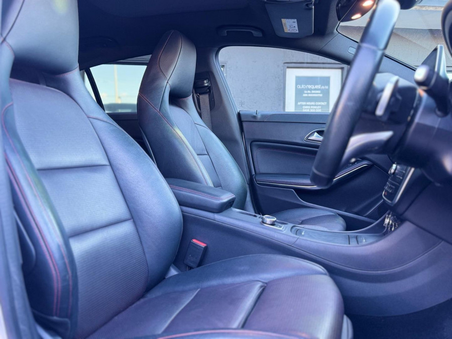 2016 Mercedes-Benz CLA-Class X117 CLA250 Wagon Image 14