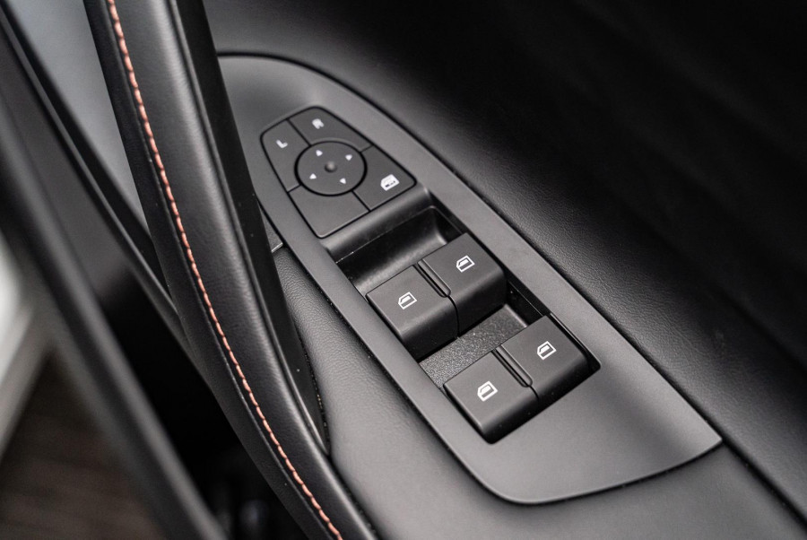 2024 MY24.5 MG HS AS33 Vibe SUV Image 15