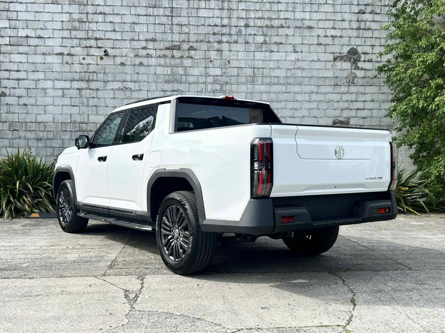 2026 MG U9 Explore Pro Ute Image 5