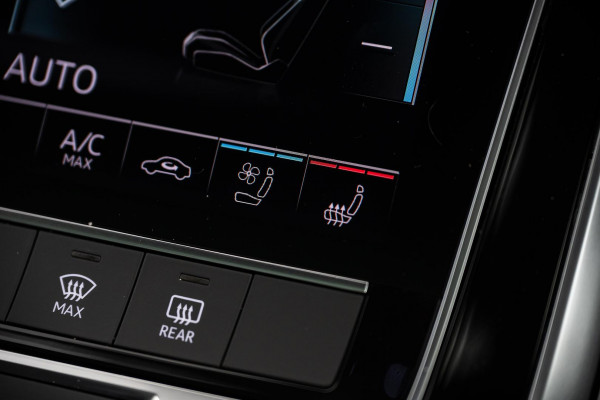 2025 Audi Q7 4M 50 TDI S line SUV image 15