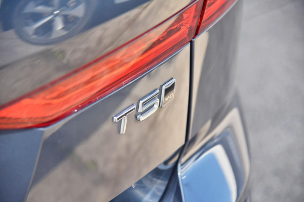 2020 MY21 Volvo XC60 UZ T5 Momentum SUV Image 8