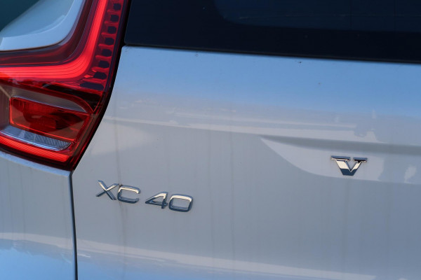 2025 MY26 Volvo XC40 XZ Plus B4 SUV Image 28