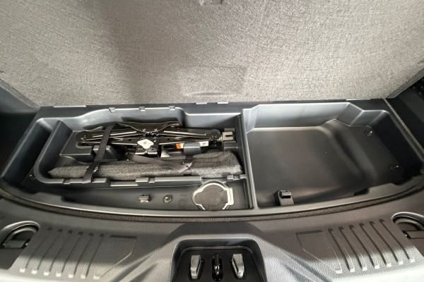 2026 MY26.5 Ford Everest UB Sport SUV Image 12