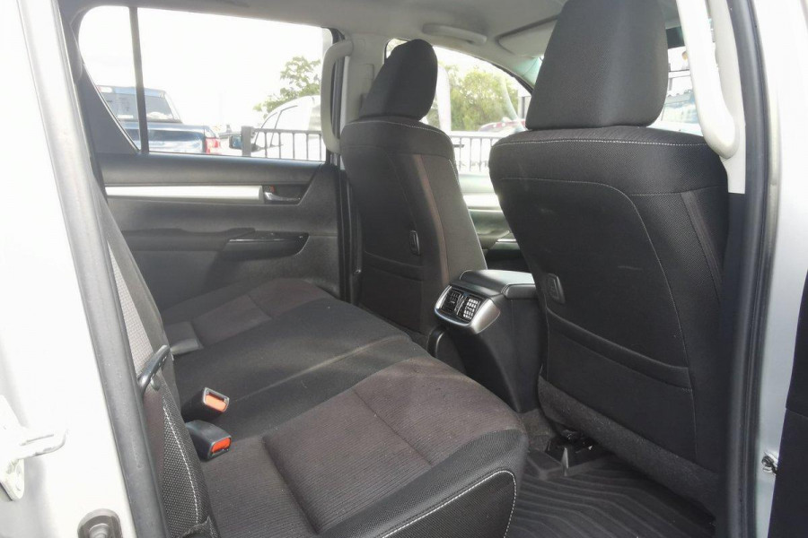 2019 Toyota HiLux  SR5 Dual Cab Ute Image 8