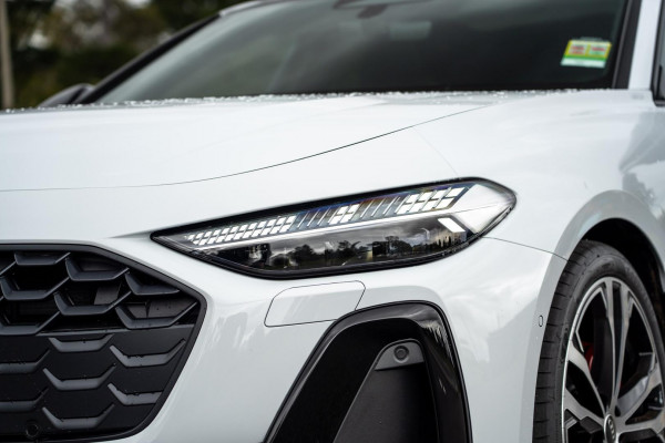 2025 Audi A5 B10 e-hybrid S-Line Wagon image 29