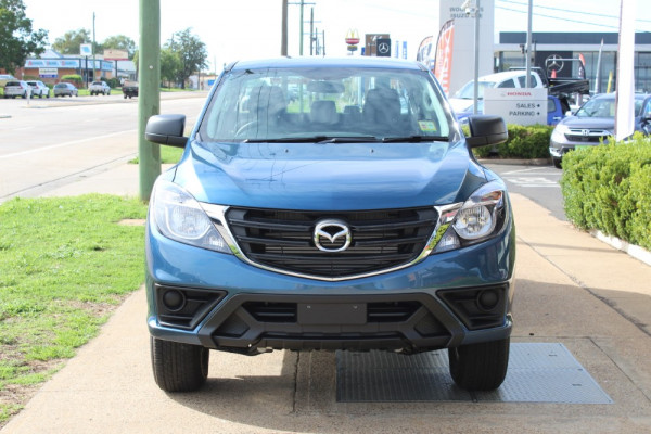 2019 Mazda BT-50 UR 4x4 3.2L Dual Cab Pickup XT Cab chassis Image 2