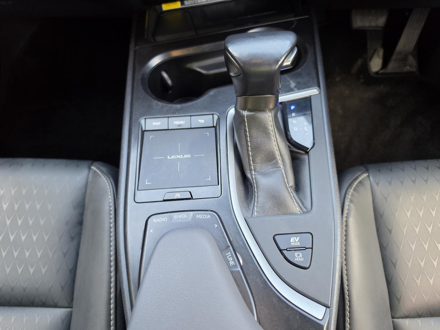 2021 Lexus UX MZAH10R UX250h Luxury SUV Image 17