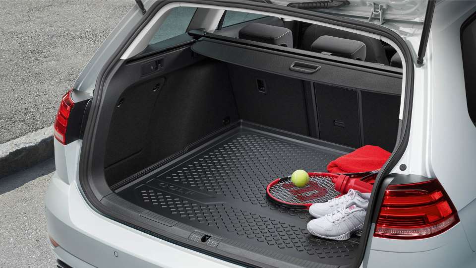 Luggage compartment tray