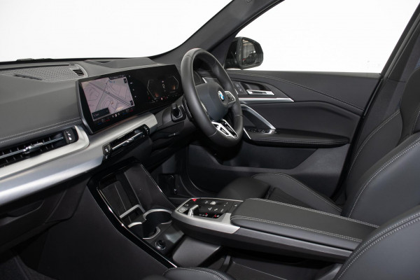 2025 BMW X1 U11 xDrive20i M Sport SUV image 8