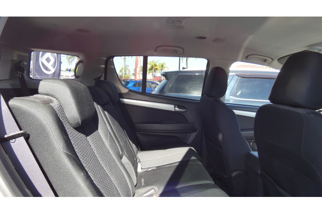 2016 MY15.5 Isuzu MU-X UC MY15.5 LS-U 4X2 SUV Image 9