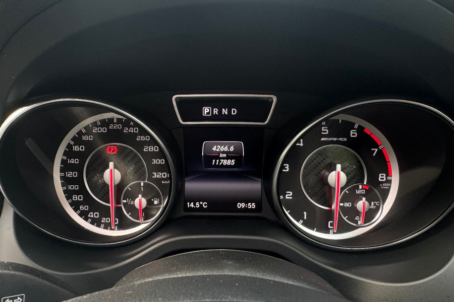 2014 Mercedes-Benz CLA-Class C117 CLA45 AMG S Coupe Image 26