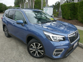 Subaru Forester Premi S5  2.5i