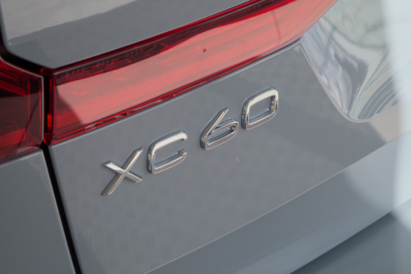 2026 Volvo XC60 UZ Plus B5 Bright SUV image 19