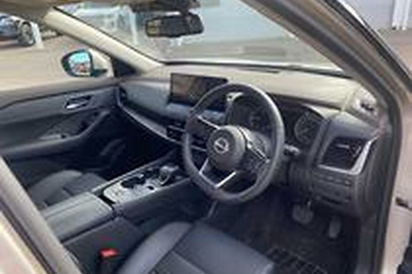 2025 Nissan X-Trail T33 ST-L SUV Image 13
