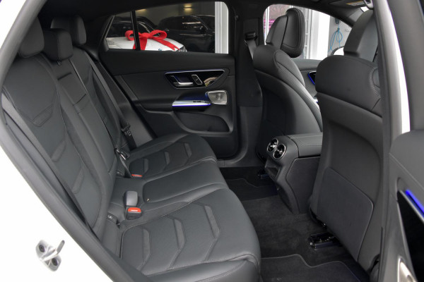 2025 Mercedes-Benz GLC-Class C254 GLC63 AMG S E Performance SUV image 5