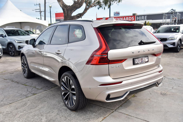 2025 MY26 Volvo XC60 UZ Ultra T8 Plug-in Hybrid Dark SUV Image 23