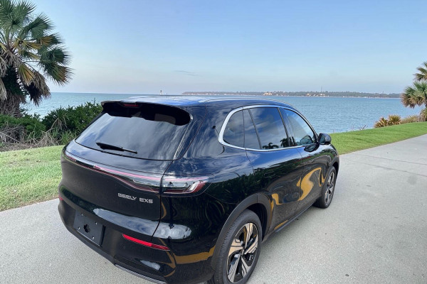 2026 Geely EX5 E245 Inspire Extended Range SUV Image 5