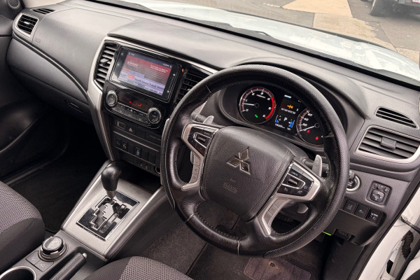 2021 MY22 Mitsubishi Triton MR GLS Ute Image 4