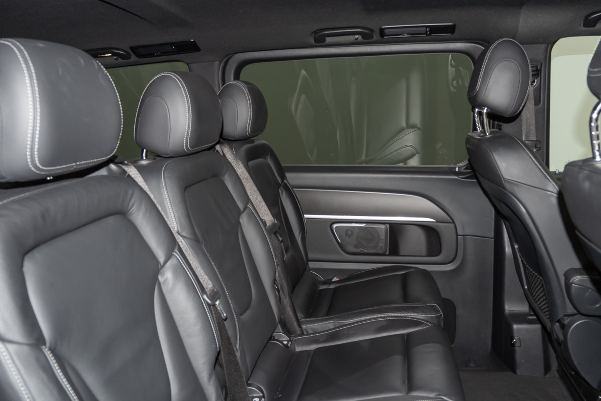 2019 Mercedes-Benz V 250 D Avantgarde Mwb SUV Image 4