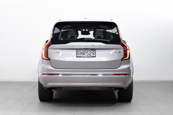 2025 Volvo XC90 L Series Ultra B5 Bright SUV Image 7