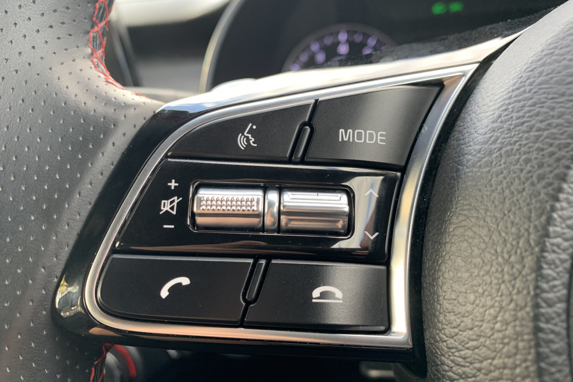 2020 MY1  Kia Cerato BD GT Hatch Image 11