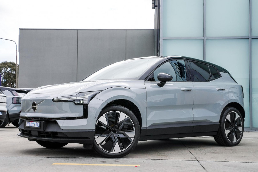 2024 MY25 Volvo EX30  Twin Motor Performance Ultra SUV Image 2