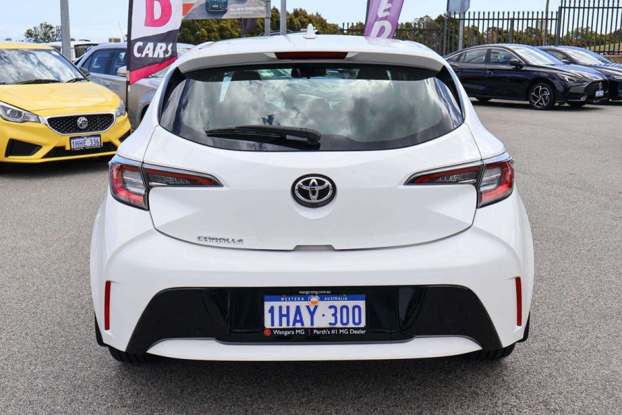 2018 Toyota Corolla MZEA12R Ascent Sport Hatch Image 5