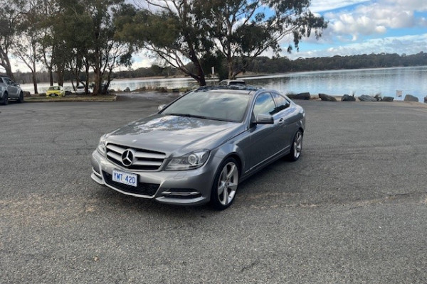 2013 Mercedes-Benz C-Class C250 Coupe Image 2