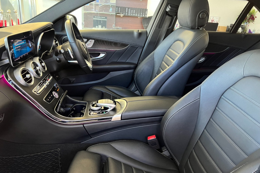 2019 Mercedes-Benz C-Class W205 C300 Sedan Image 23