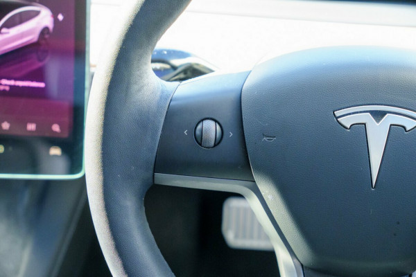 2022 Tesla Model 3  Rear-Wheel Drive Sedan Image 12