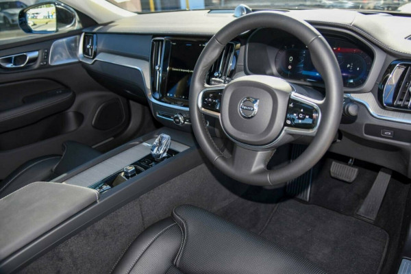 2023 MY24 Volvo S60  Ultimate B5 Bright Sedan Image 6