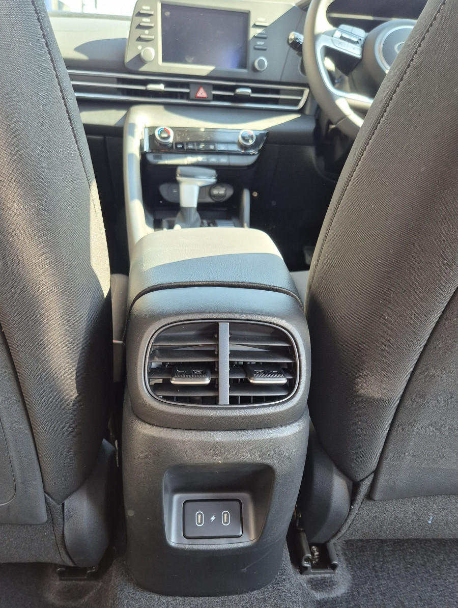 2025 MY26 Hyundai i30 CN7.V4 Hybrid Sedan Image 11