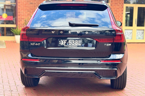2025 Volvo XC60 UZ Plus T8 Plug-in Hybrid SUV Image 14