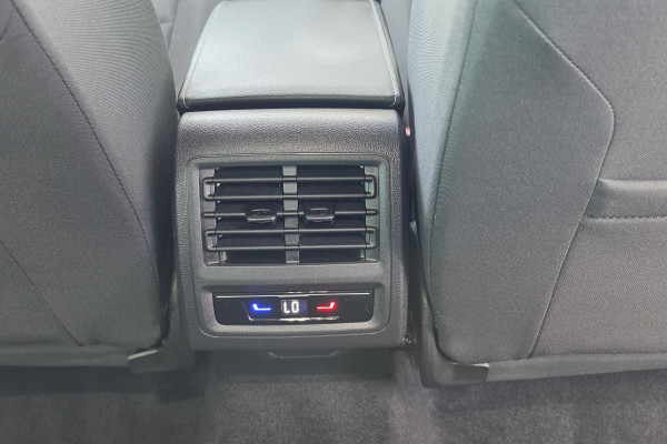 2023 Volkswagen Golf 8 110TSI Life Hatch Image 13