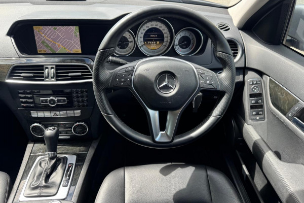 2012 Mercedes-Benz C-Class W204 C250 BlueEFFICIENCY Elegance Sedan Image 29